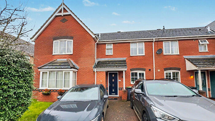 3 Bedroom Terraced House For Sale In Ely Close, Bracebridge Heath, Lincoln, LN4