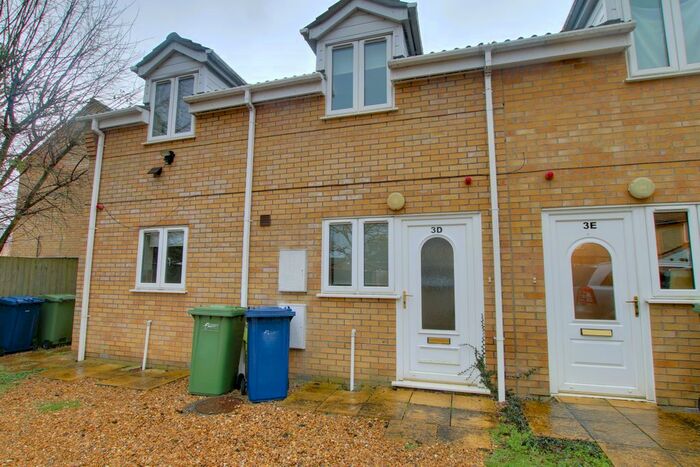 2 Bedroom Terraced House To Rent In Upwell Road, March, PE15