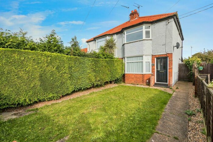 3 Bedroom Semi-Detached House To Rent In Rounces Lane, Carlton Colville, Lowestoft, NR33