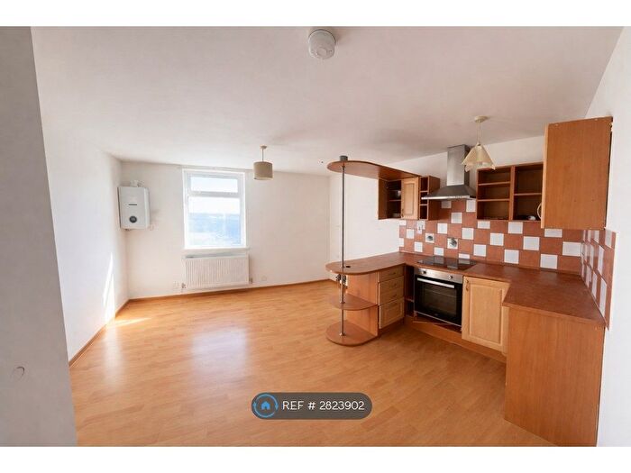 2 Bedroom Flat To Rent In Lytham Road, Blackpool, FY4