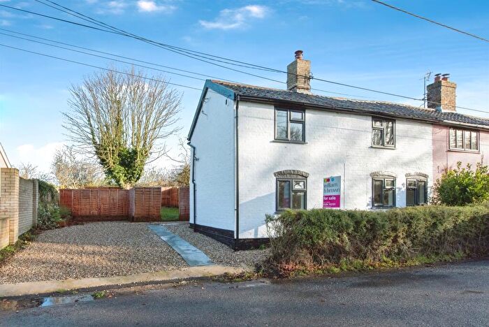 2 Bedroom End Of Terrace House For Sale In The Green, Beyton, Bury St. Edmunds, IP30