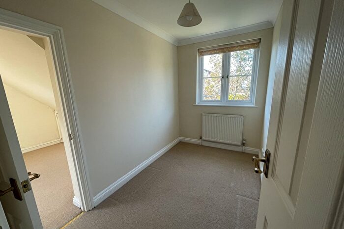3 Bedroom End Of Terrace House For Sale In Homestead Court, Deal, CT14