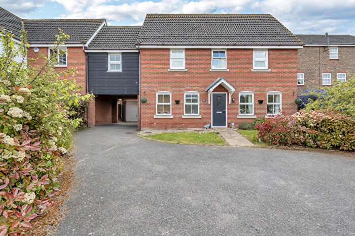 5 Bedroom Link Detached House For Sale In Manning Road, Bury St. Edmunds, IP32