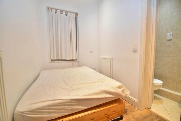 1 Bedroom Flat To Rent In Kentish Town Road, Camden, NW1