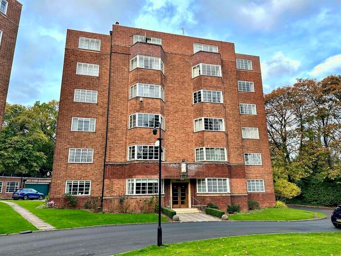 2 Bedroom Flat To Rent In Viceroy Close, Edgbaston, Birmingham, B5