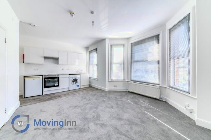 Studio To Rent In Whiteley Road, Gipsy Hill, SE19