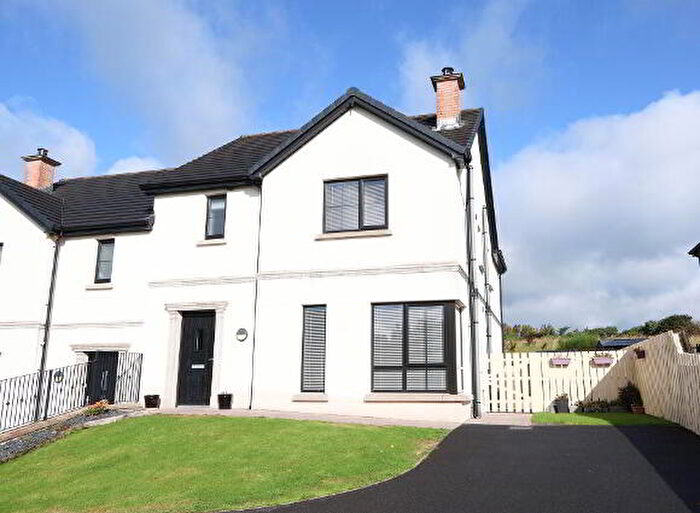 4 Bedroom Semi-Detached House For Sale In Oakview, Cookstown, BT80