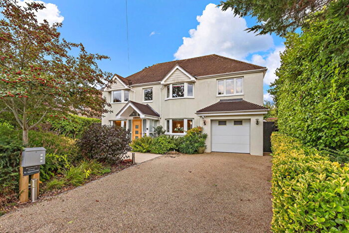 4 Bedroom Detached House For Sale In Elm Avenue, East Preston, BN16