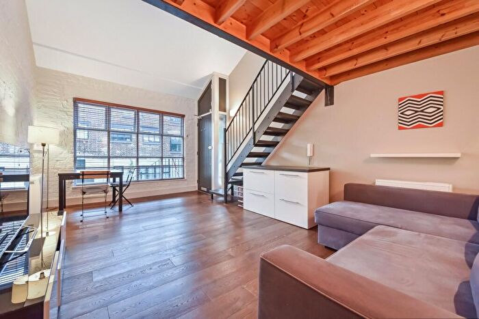 1 Bedroom Apartment To Rent In New Wharf Road, London, N1