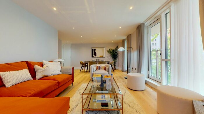 4 Bedroom Flat To Rent In Baker Street, London, NW1