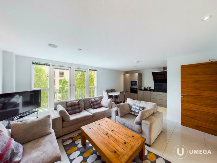 4 Bedroom Flat To Rent In McEwan Square, Fountainbridge, Edinburgh, EH3