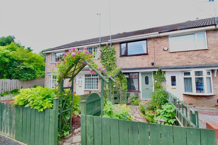 2 Bedroom Terraced House To Rent In Windle Avenue, Hull, HU6