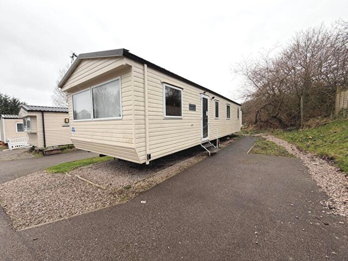 3 Bedroom Park Home For Sale In Kensington, Marton Mere Holiday Park Mythop Road, Blackpool, FY4