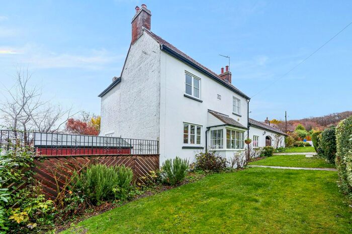 4 Bedroom Detached House For Sale In Dawes Road, Dunkirk, ME13