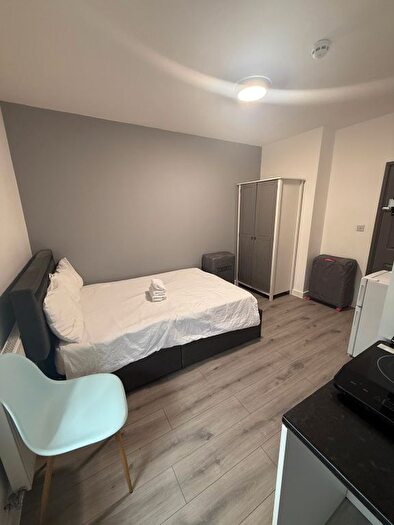 Studio To Rent In London, HA8