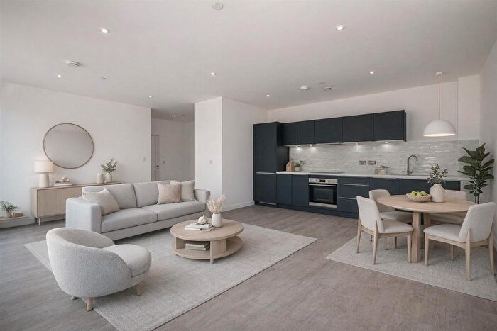 1 Bedroom Flat To Rent In Buckingham Court, Milton Keynes, MK9