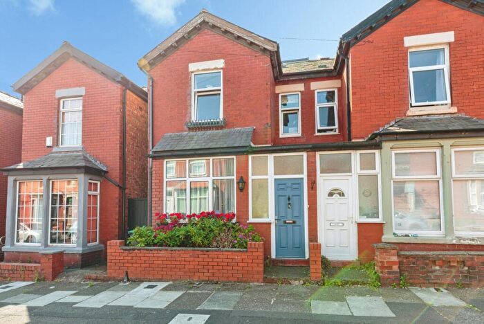 4 Bedroom Semi Detached House For Sale In Portland Road, Blackpool, Lancashire, FY1