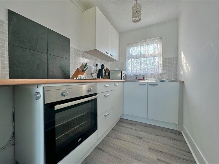 2 Bedroom Chalet For Sale In California Road, California, NR29