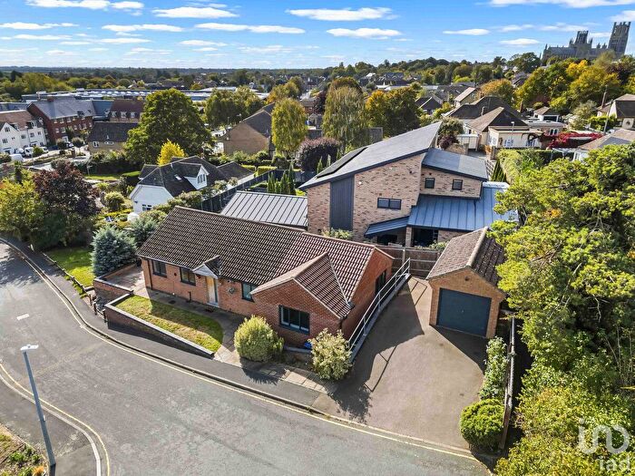 3 Bedroom Detached Bungalow For Sale In Lisle Close, Central Ely, Cambridgeshire, CB7