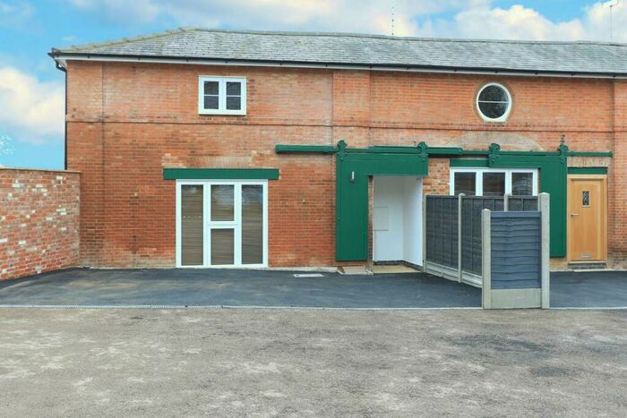 1 Bedroom House To Rent In High Street, Market Harborough, LE16