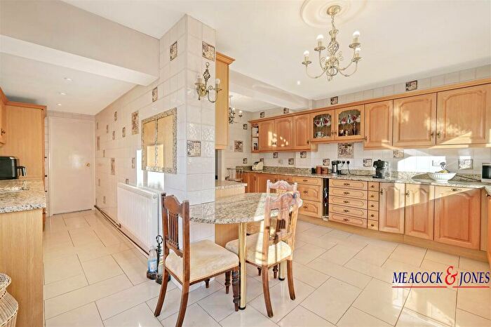 4 Bedroom Detached House For Sale In Tor Bryan, Ingatestone, Essex, CM4