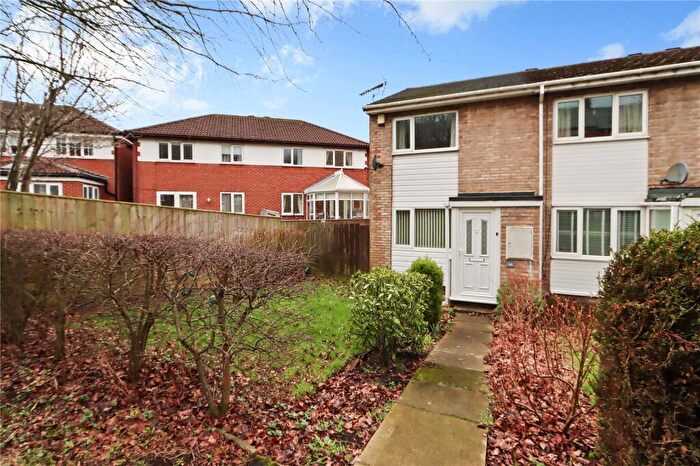 2 Bedroom End Of Terrace House For Sale In Westwood View, Crawcrook, Ryton, Tyne And Wear, NE40