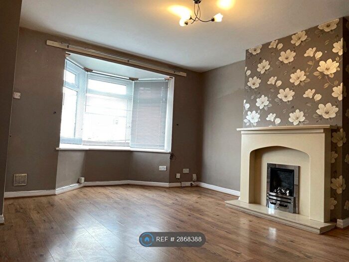 3 Bedroom End Of Terrace House To Rent In Finch Lane, Liverpool, L14