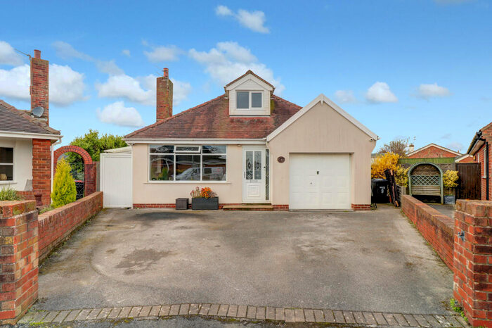 3 Bedroom Detached Bungalow For Sale In Rossall Close, Fleetwood, FY7
