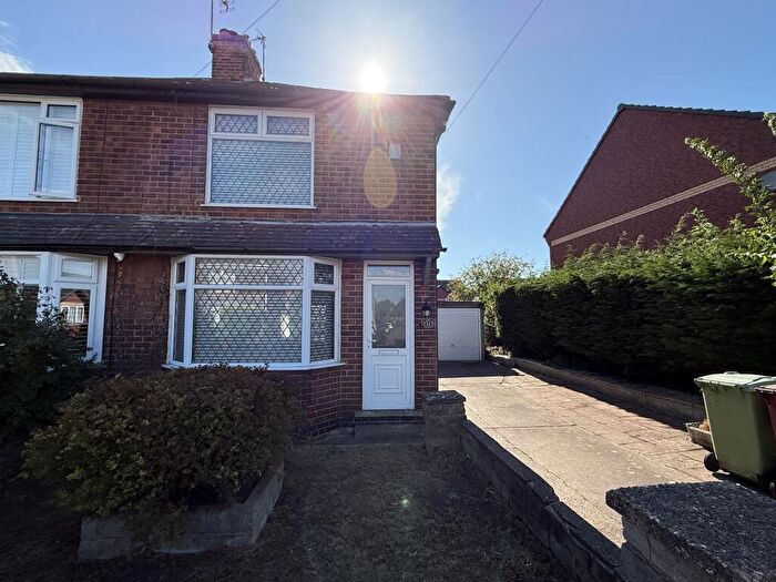 3 Bedroom House To Rent In New Linden Street, NG20