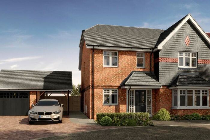 4 Bedroom Detached House For Sale In The Hillier At The Meadow, Swallowfield, RG7