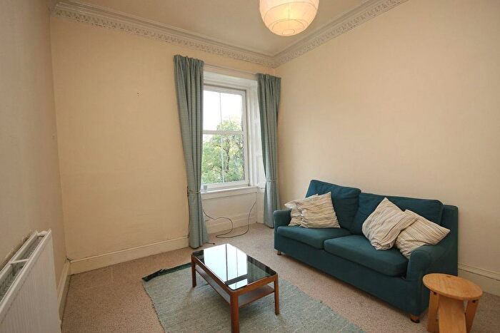 2 Bedroom Flat To Rent In Dalry Road, Dalry, Edinburgh, EH11