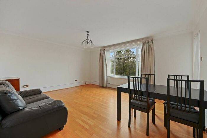 2 Bedroom Apartment To Rent In Carlton Hill, London, NW8