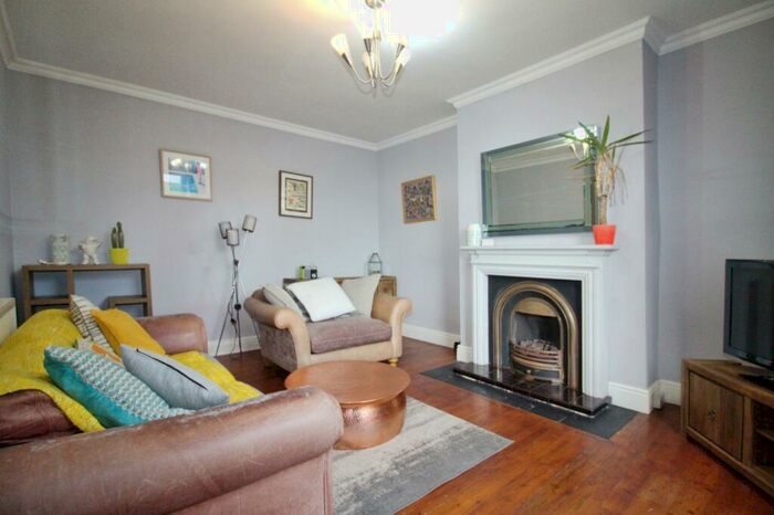 2 Bedroom Terraced House To Rent In Oakfield Terrace, Horsforth, Leeds, LS18