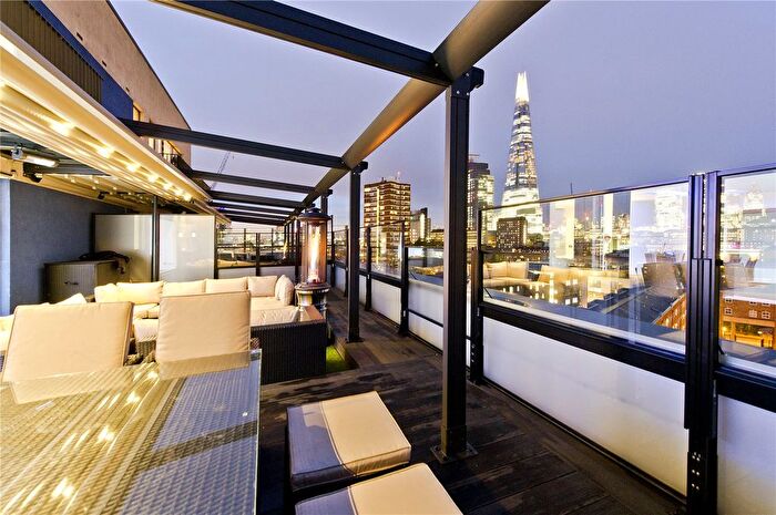 2 Bedroom Flat To Rent In City Walk, London, SE1