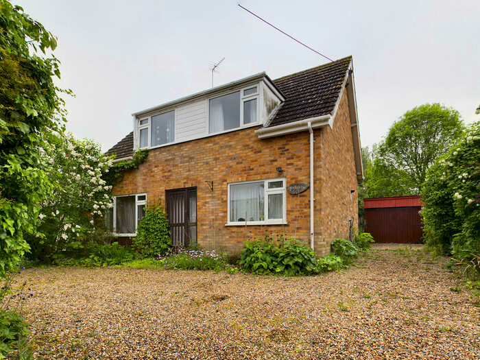 2 Bedroom Chalet For Sale In Church Road, Shelfanger, Diss, IP22