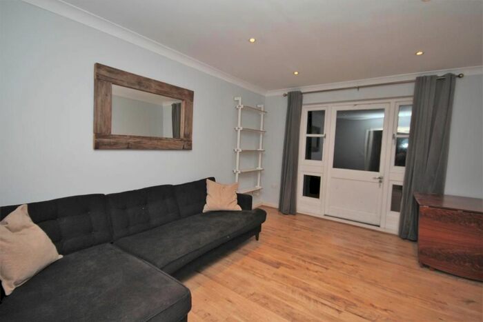 2 Bedroom Terraced House To Rent In Blundell Close, Hackney, London, E8