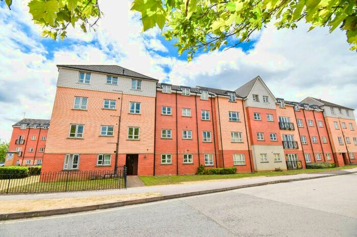 2 Bedroom Apartment For Sale In Cotton Court, River View, Northampton, NN4