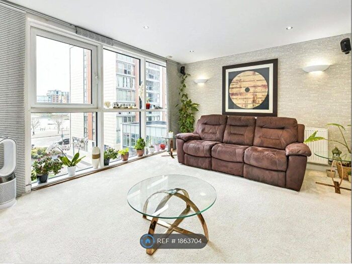 2 Bedroom Flat To Rent In Oceanis Apartments, London, E16