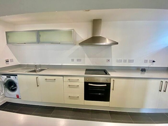 2 Bedroom Flat To Rent In Cornhill, Liverpool, L1