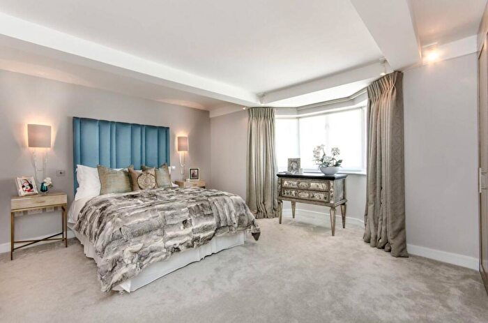 1 Bedroom Flat To Rent In Gilston Road, Chelsea, London, SW10