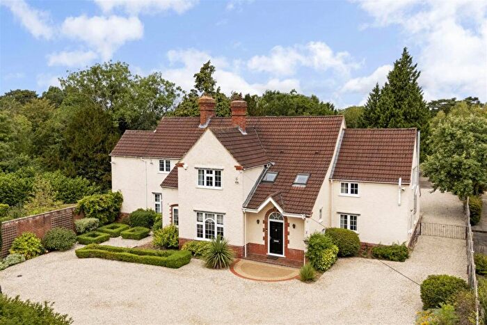 7 Bedroom Detached House For Sale In Badgeworth, Cheltenham, GL51
