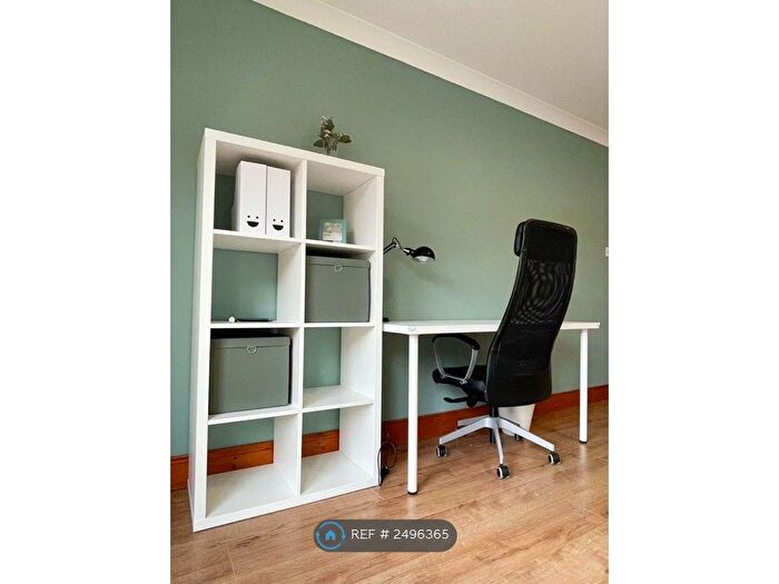 2 Bedroom Flat To Rent In Ferry Road, Glasgow, G3