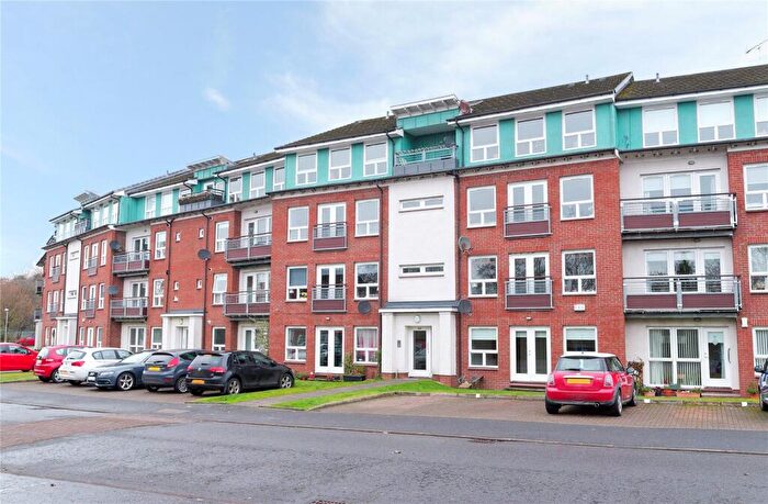 2 Bedroom Apartment To Rent In Strathblane Gardens, Glasgow, G13