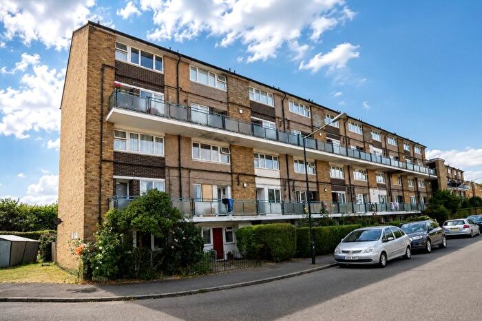 3 Bedroom Flat For Sale In Crane Court, Gurnell Grove, London, W13