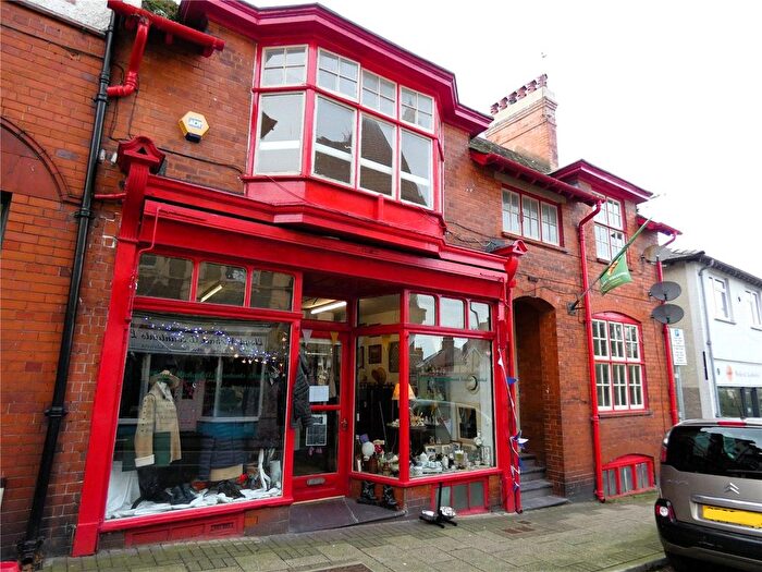 2 Bedroom Terraced House For Sale In Station Road, Llanfairfechan, Conwy, LL33