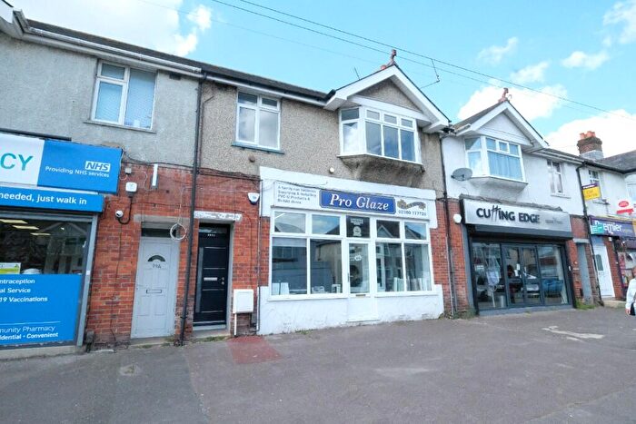 2 Bedroom Flat To Rent In Rownhams Road, Southampton, Hampshire, SO16