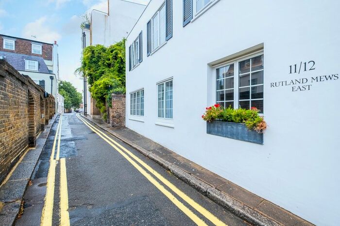 2 Bedroom Maisonette To Rent In Rutland Mews East, London, SW7