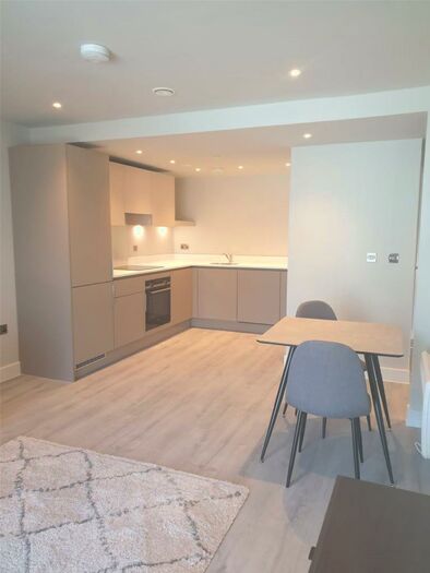 1 Bedroom Apartment To Rent In Broad Street, Birmingham, B15