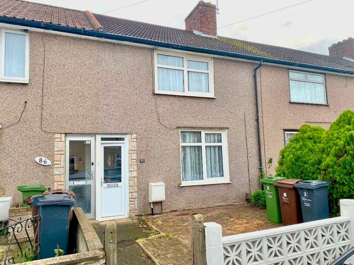 2 Bedroom Terraced House To Rent In Lymington Road, Dagenham, London, RM8