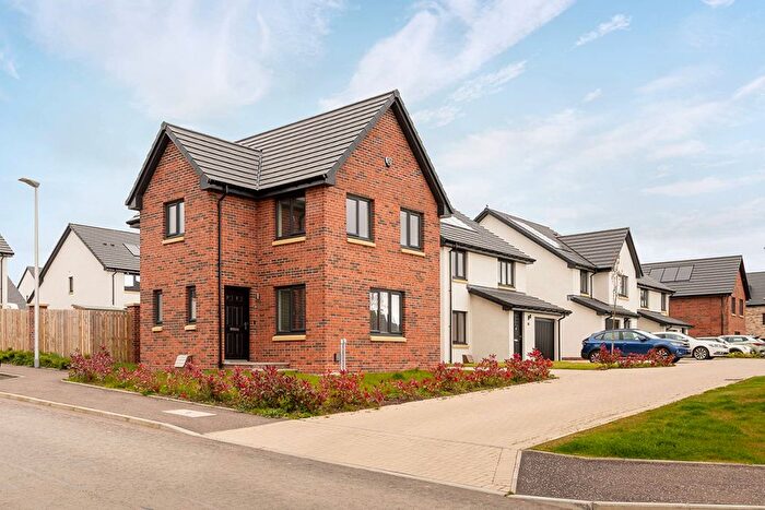 3 Bedroom Detached House For Sale In Lawder Gardens, Glenrothes, Fife, KY7